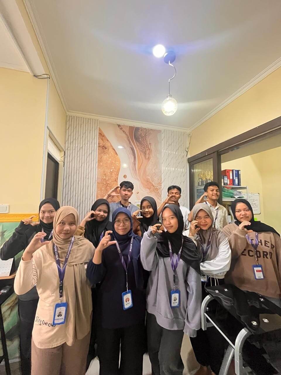 Suasana kantor Konsultan Pajak Ceria